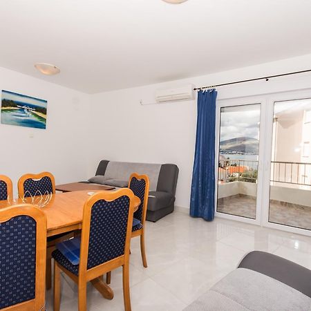 Apartment Horizont Trogir Eksteriør billede