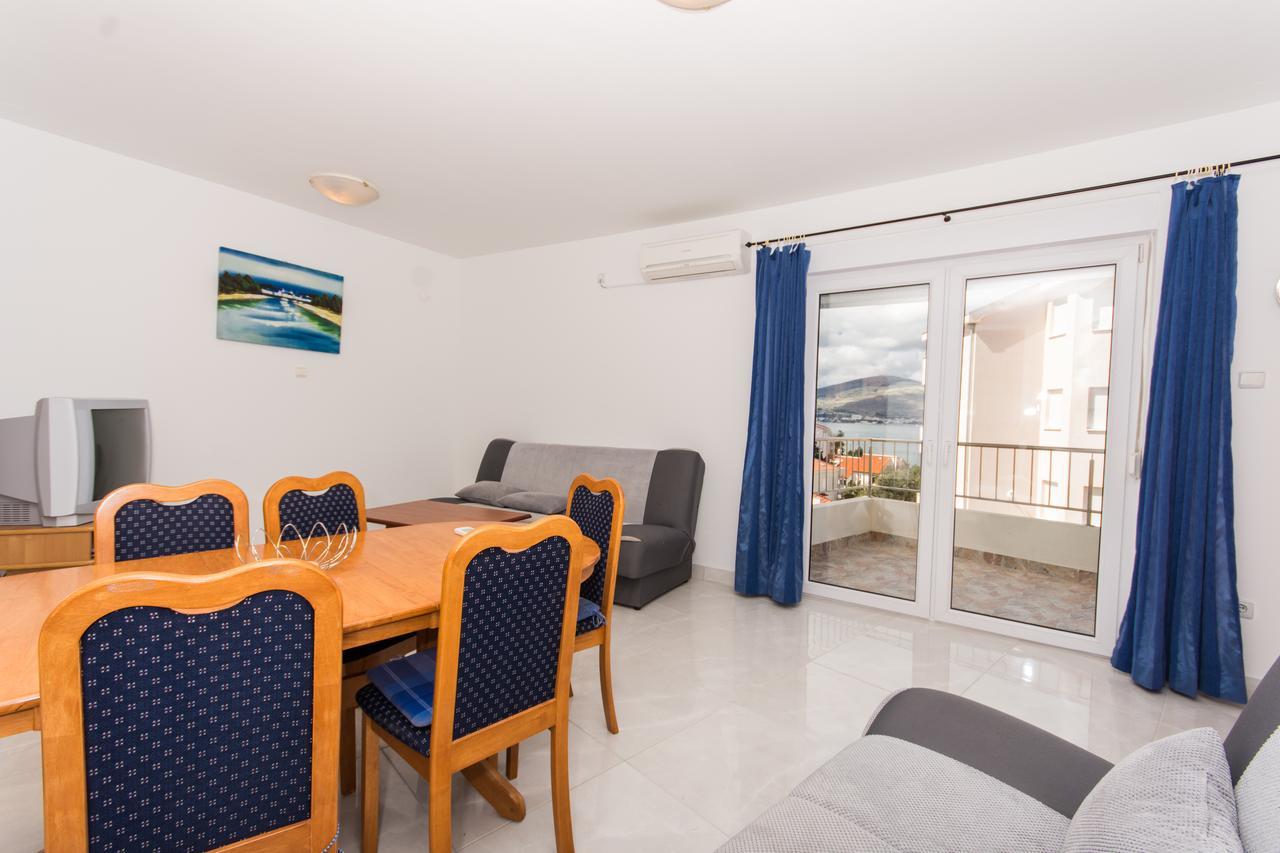 Apartment Horizont Trogir Eksteriør billede