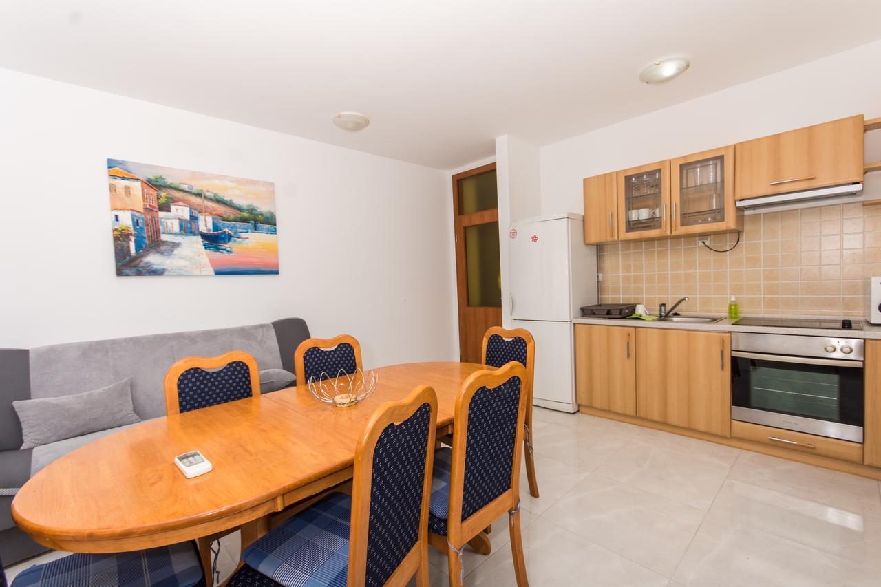 Apartment Horizont Trogir Eksteriør billede