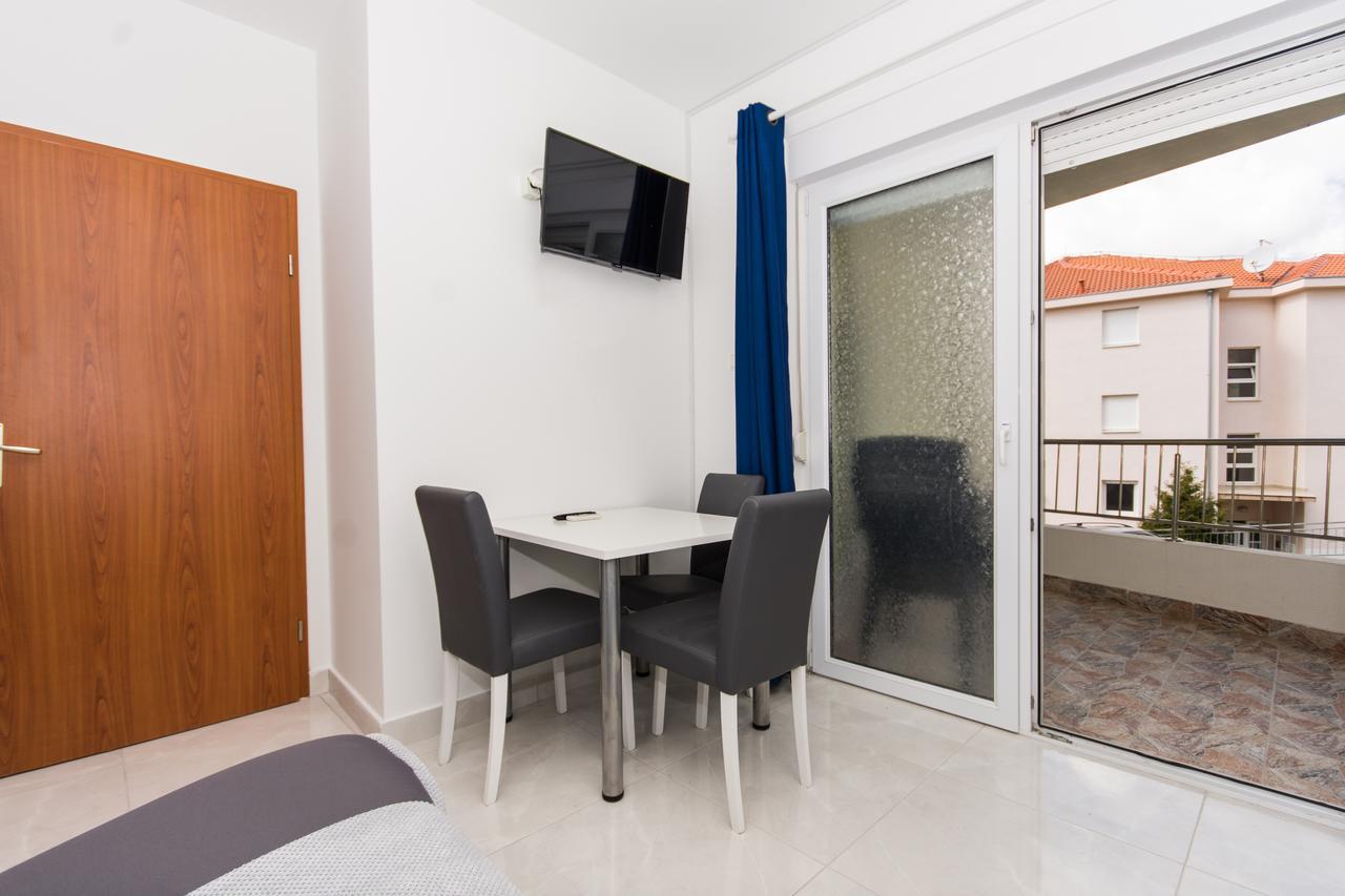 Apartment Horizont Trogir Eksteriør billede